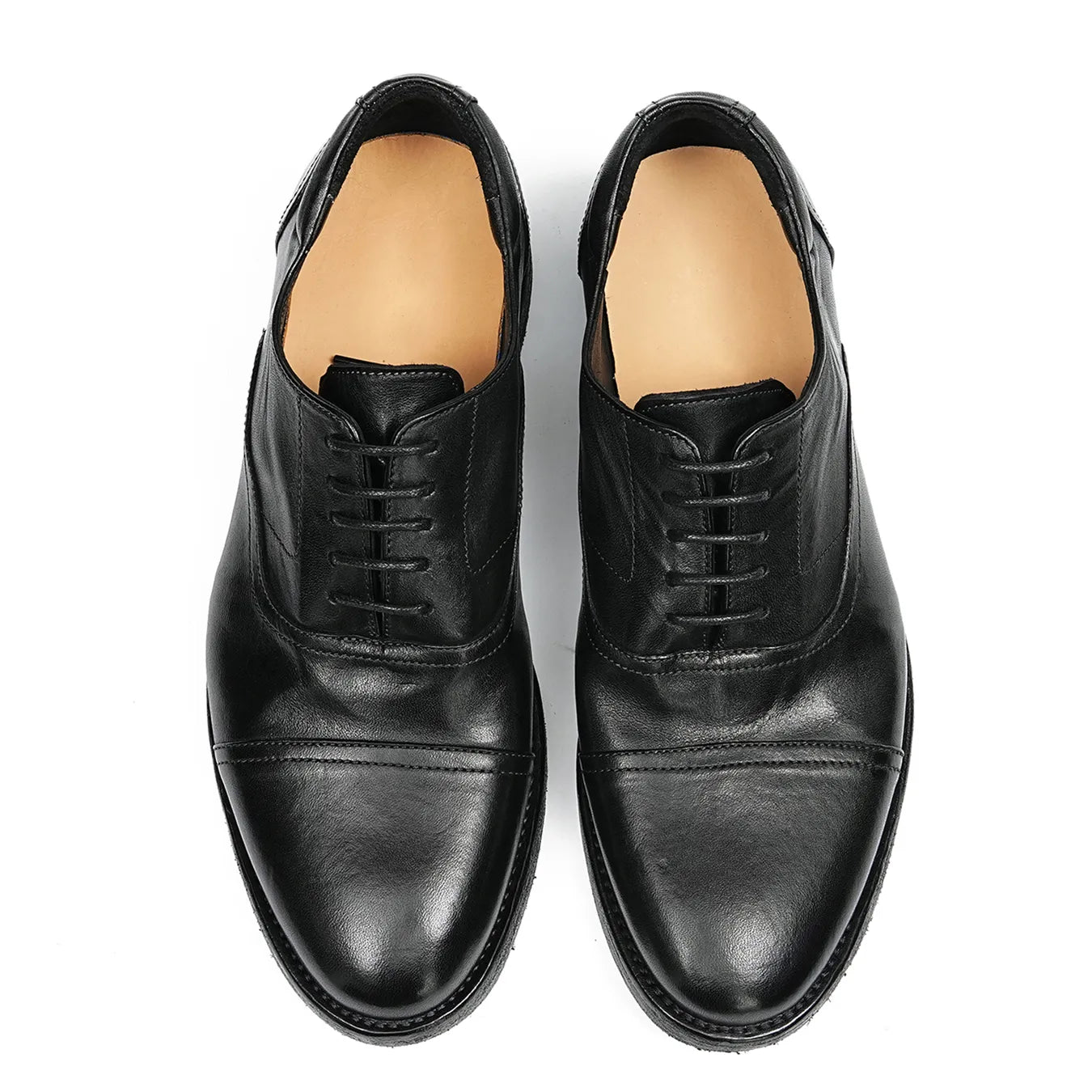 Top View of Model 82802 Black Oxford Shoes showing Five-Eyelet Lace-Up and Breathable Leather Lining Goodyear